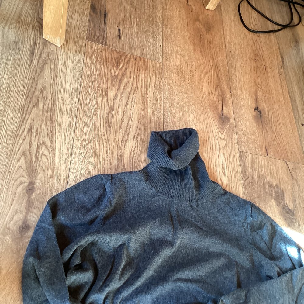 schöner neuwertiger Rollkragenpullover gr.XXL