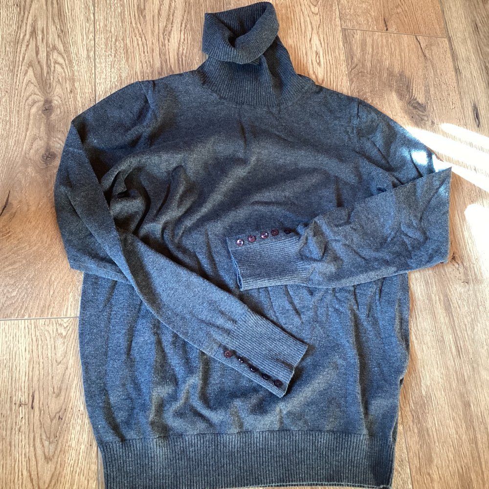 schöner neuwertiger Rollkragenpullover gr.XXL