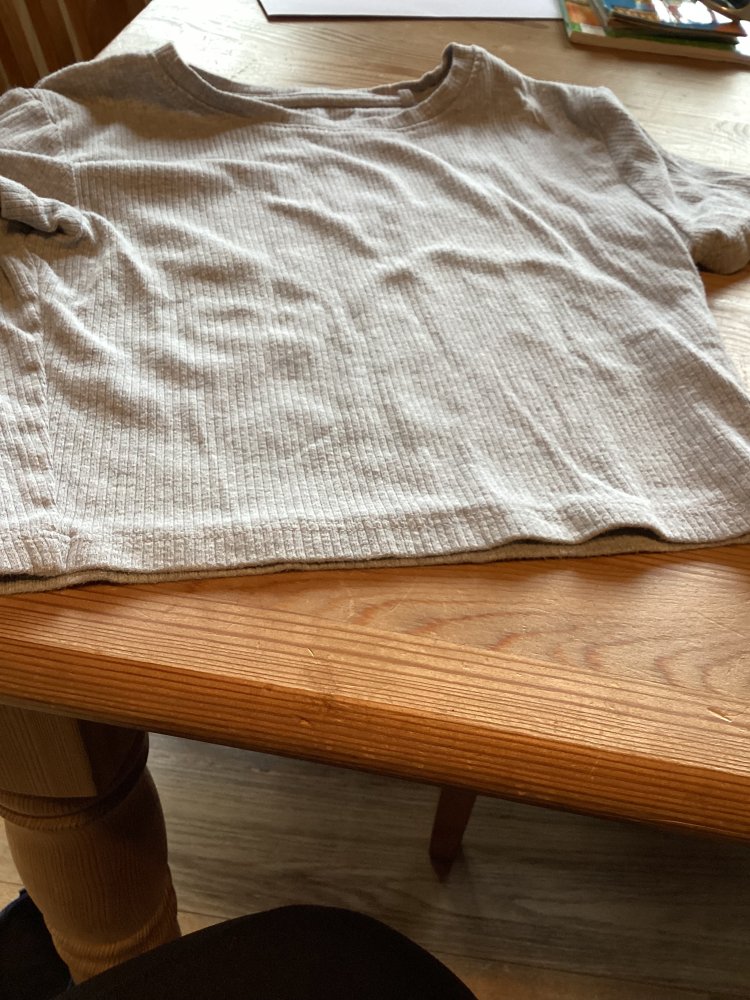 schönes bauchfreies Shirt