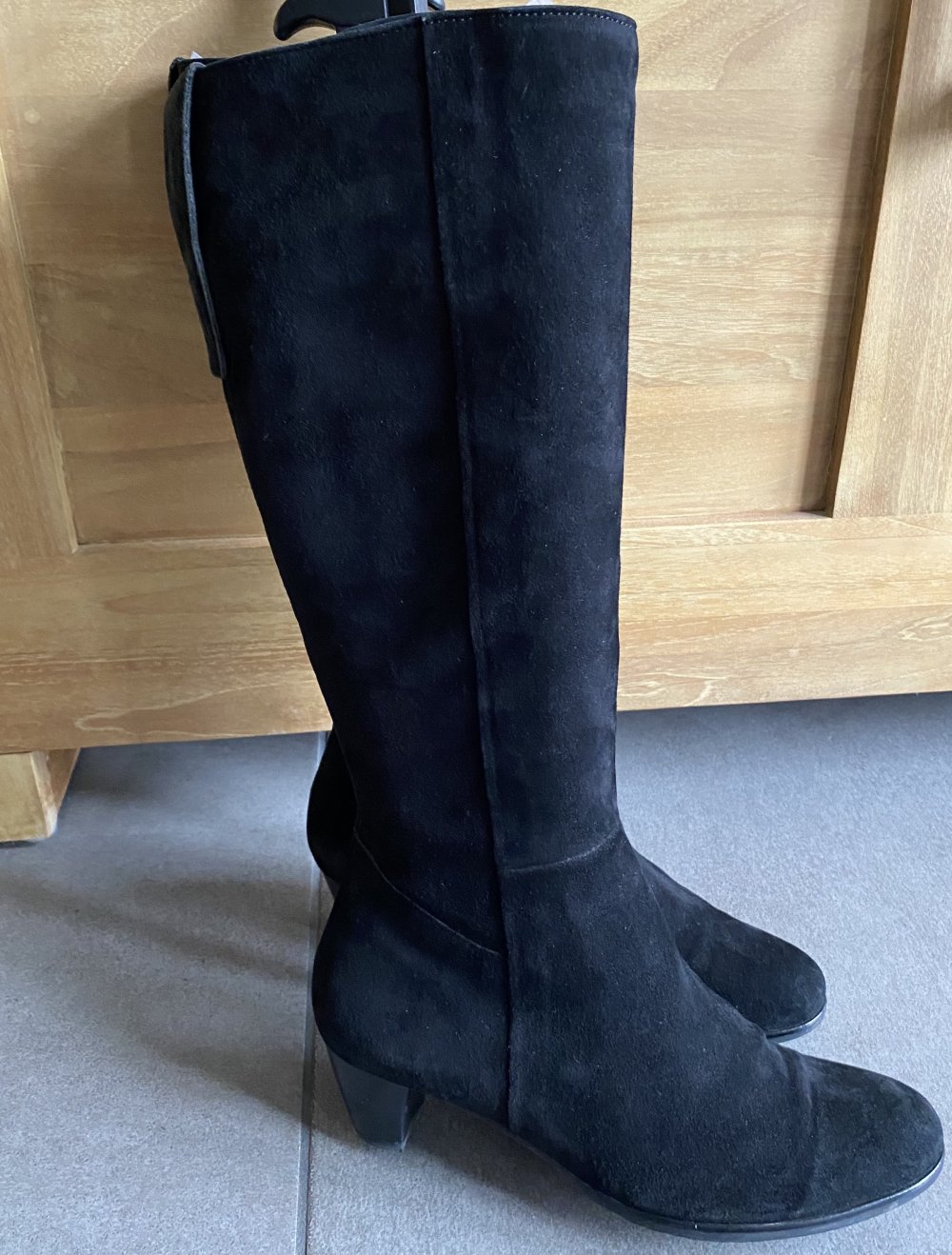 Hassia, Stiefel, Wildleder, schwarz, Gr. 37,5
